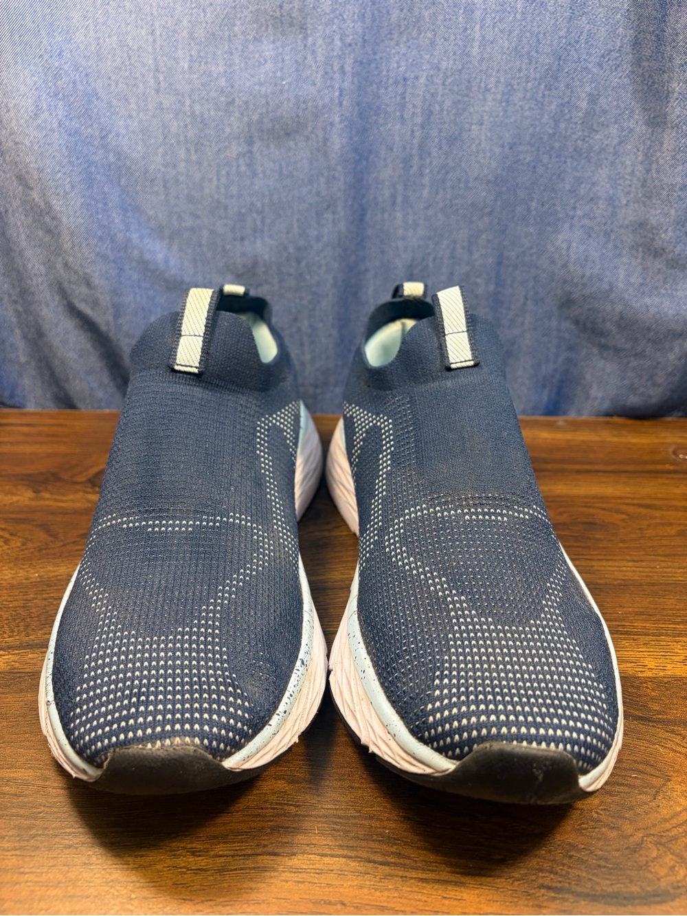 Avia Womens 8.5 Wide Slip On Walking Shoes Navy Knit Arch Support Sneakers